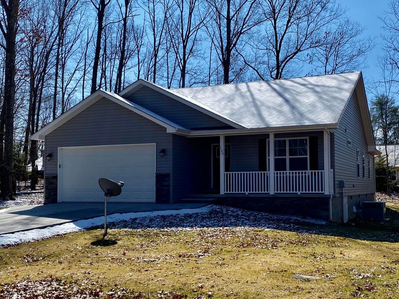 134 Hamlet Dr, Crossville, TN 38558