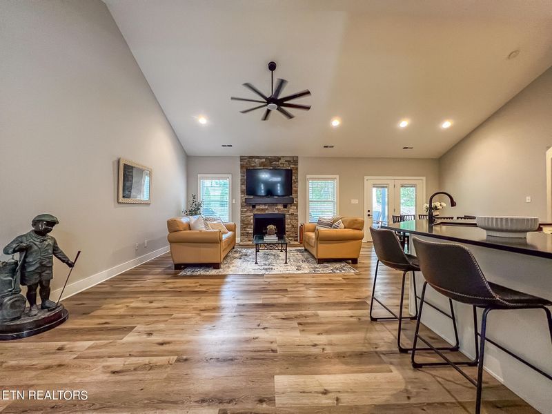 134 Kawga Way, Loudon, TN 37774