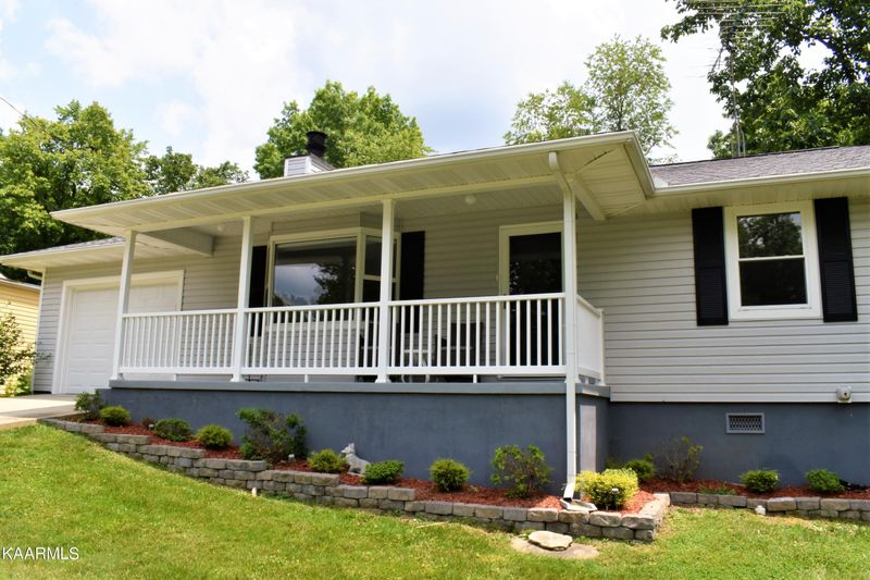 134 Lakeshire Dr, Fairfield Glade, TN 38558
