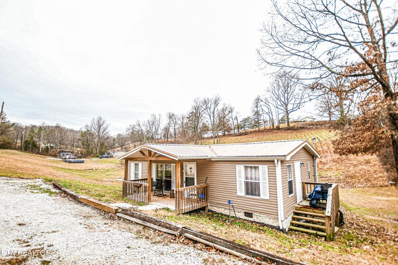 134 Mac Ivey Ln, Lafollette, TN 37766