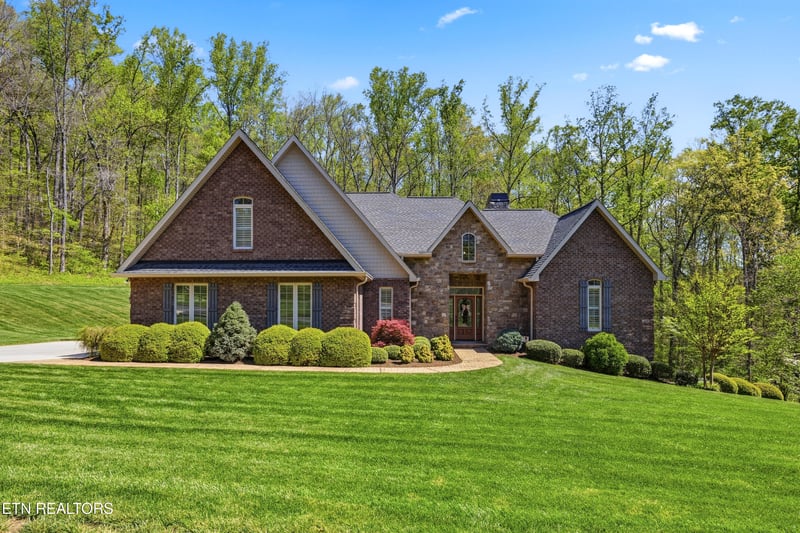 134 Mockingbird Hill Ln, Powell, TN 37849