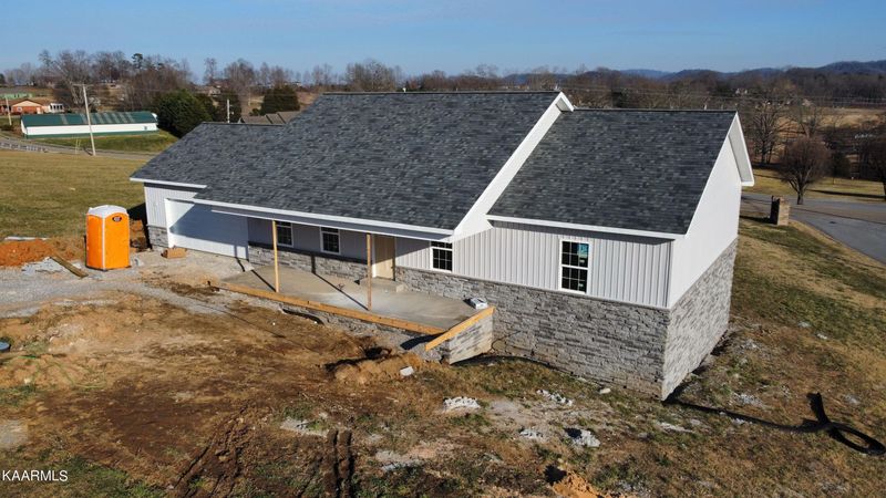 134 Pocahontas Ln, Rutledge, TN 37861
