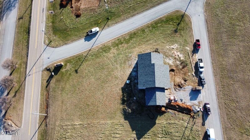 134 Pocahontas Ln, Rutledge, TN 37861
