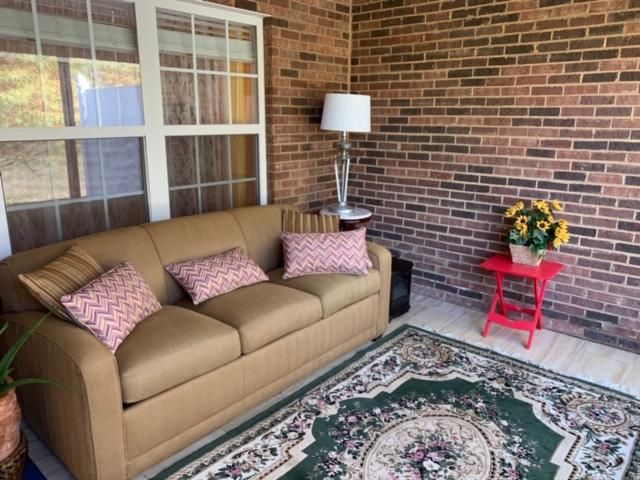 134 River Garden Ct, Sevierville, TN 37862