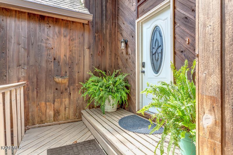 134 Rogers Ridge Ln, Kingston, TN 37763