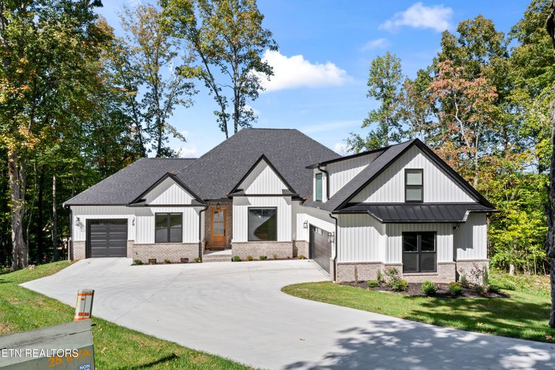 134 Tuhdegwa Way, Loudon, TN 37774