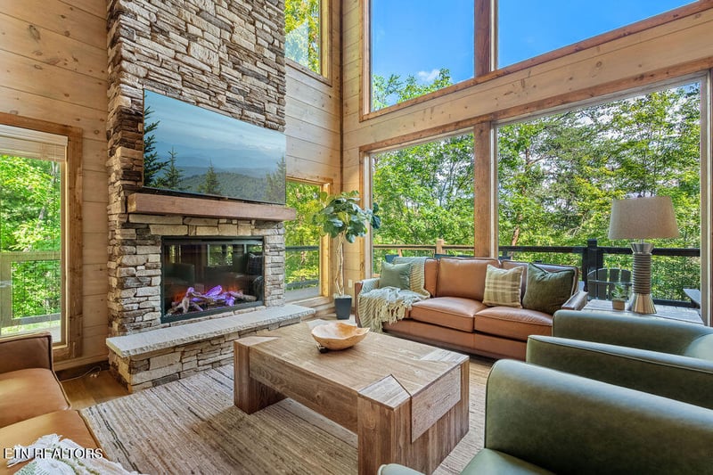 1340 Mountain Ash Way, Sevierville, TN 37876