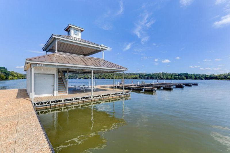 1340 Persimmon Rd, Loudon, TN 37774