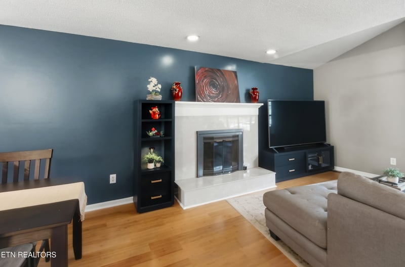 1341 Carowinds Cir, Maryville, TN 37803
