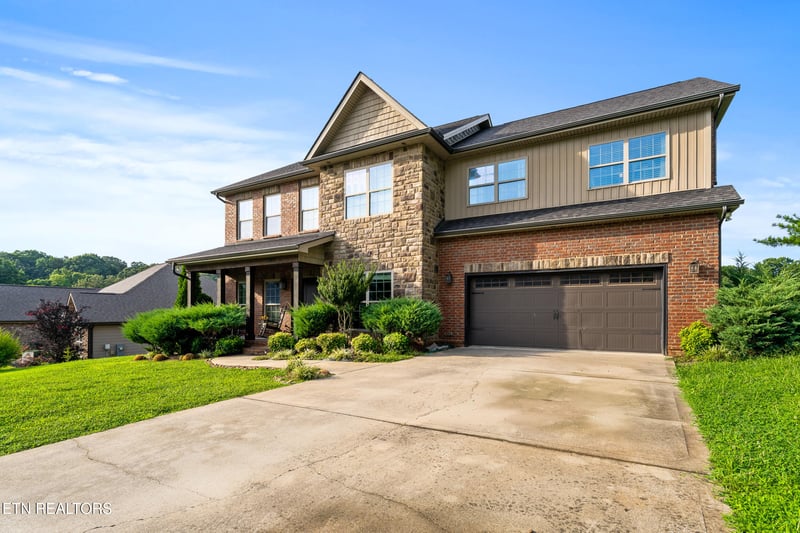 1343 Conner Ln, Lenoir City, TN 37772
