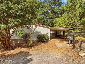 1345 Warrensburg Rd, Whitesburg, TN 37891