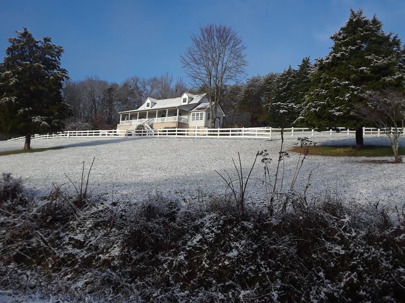 1347 Mccarty Rd, Knoxville, TN 37914