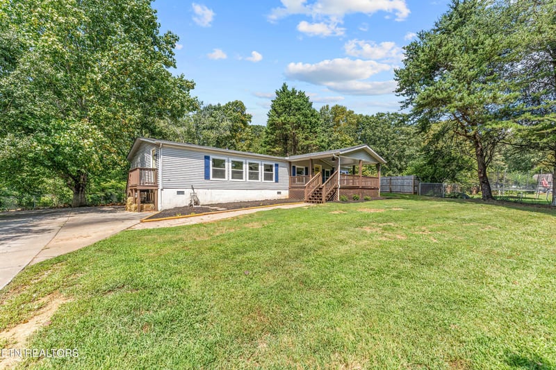 1347 Mountain View Cir, Maryville, TN 37801