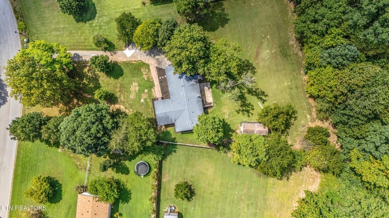 1347 Mountain View Cir, Maryville, TN 37801