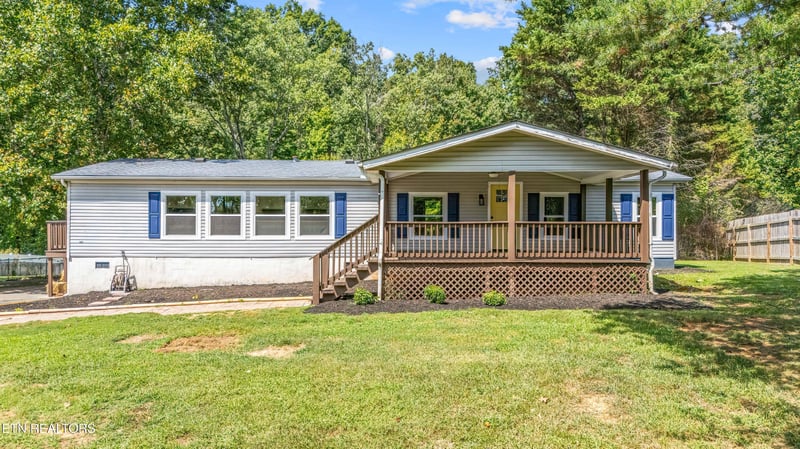 1347 Mountain View Cir, Maryville, TN 37801