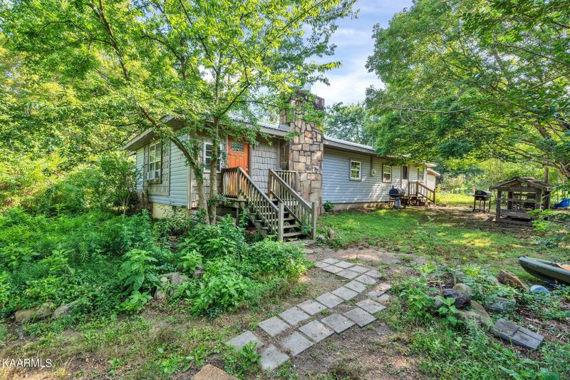 1348 County Road 875, Etowah, TN 37331