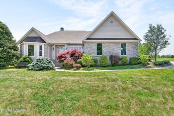135 Austin Ln, Deer Lodge, TN 37726