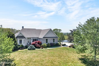135 Austin Ln, Deer Lodge, TN 37726