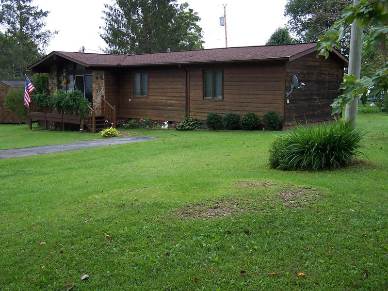 135 Duncan Dr, Oneida, TN 37841