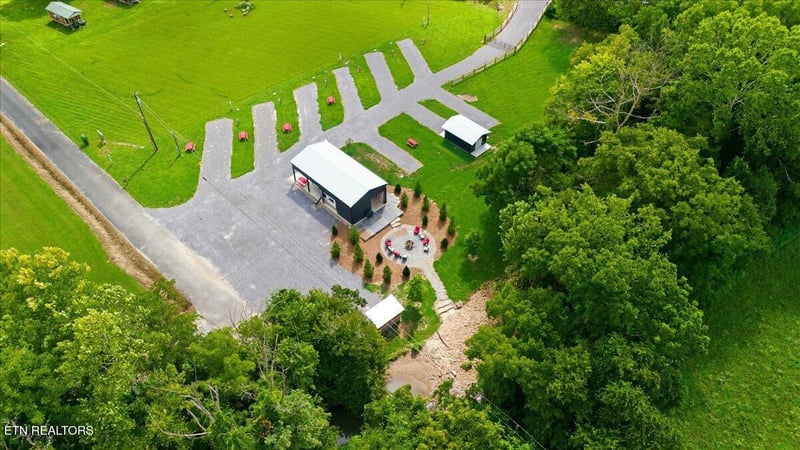 135 Frost Bottom Church Ln, Oliver Springs, TN 37840