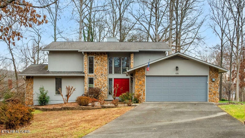 135 Inata Cir, Loudon, TN 37774
