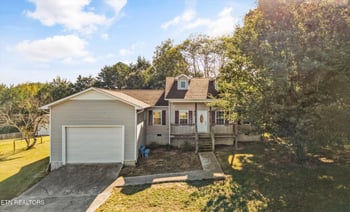 135 Lees Chapel Rd, Sweetwater, TN 37874