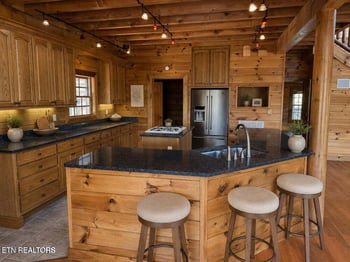 135 Marble Bluff Dr, Kingston, TN 37763