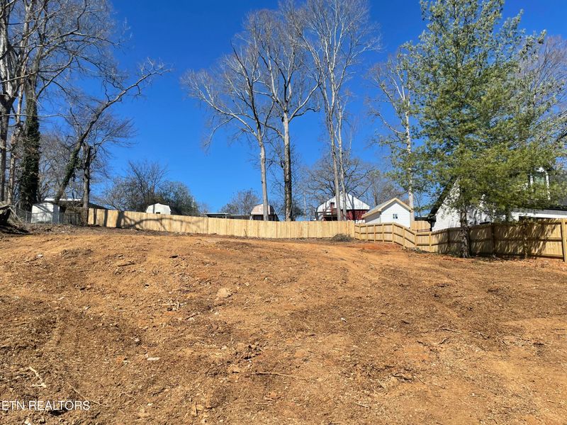 135 Newberry Cir, Oak Ridge, TN 37830