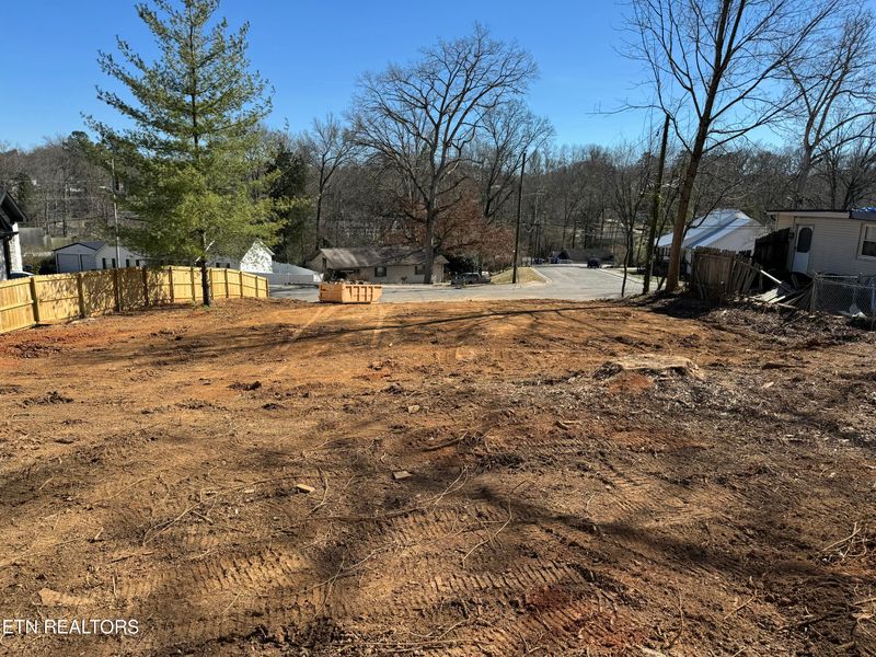 135 Newberry Cir, Oak Ridge, TN 37830
