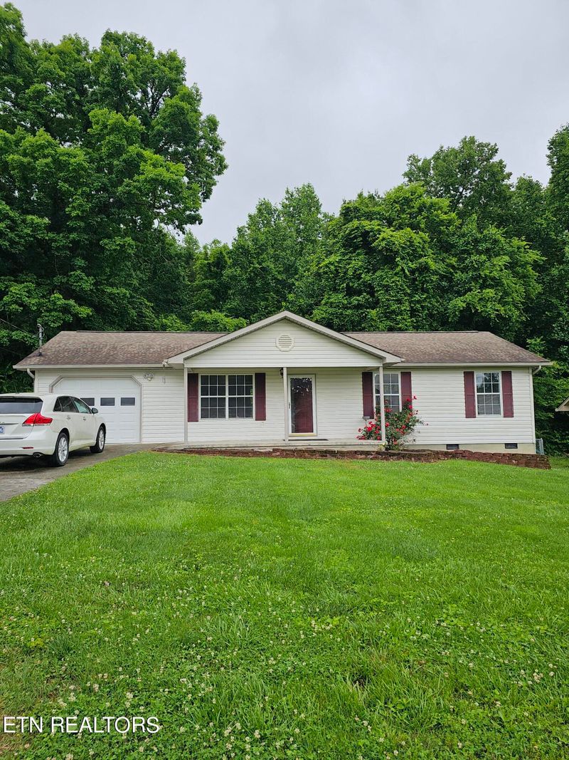 135 Pheasant Rd, Clinton, TN 37716