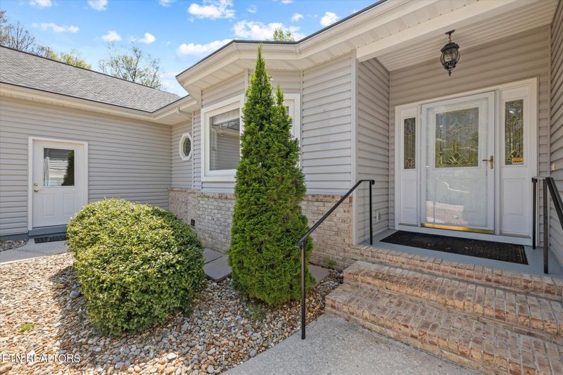 135 Pineridge Loop, Crossville, TN 38558