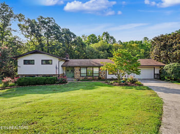 135 Terisu Cir, Powell, TN 37849