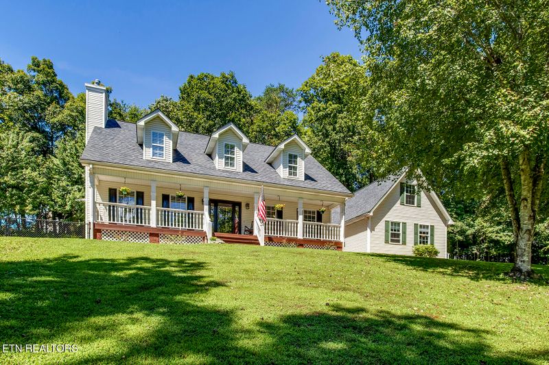 1350 Springview Cir, Seymour, TN 37865