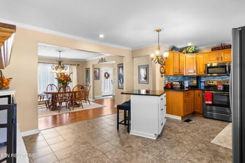 1351 Grand Colony Ln, Powell, TN 37849