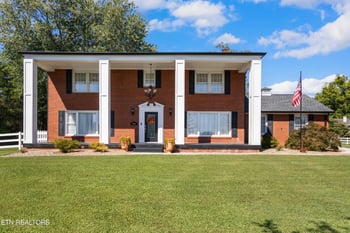 1351 Grand Colony Ln, Powell, TN 37849