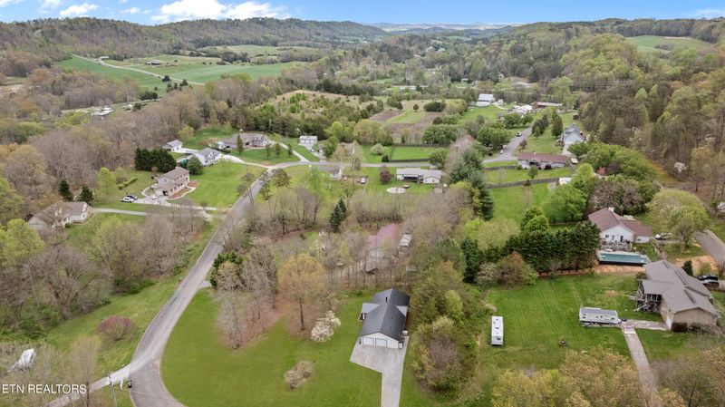 1355 Springview Cir, Seymour, TN 37865
