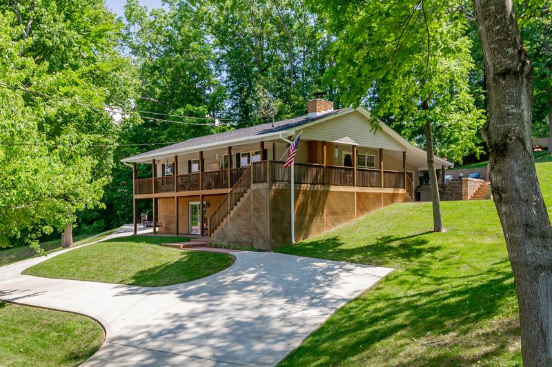 1357 Byrd Cir, Kingston, TN 37763