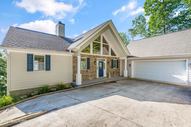 1357 Lakeview Dr, Sharps Chapel, TN 37866
