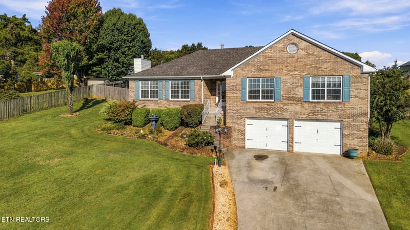 1357 Zachary Taylor Rd, Knoxville, TN 37922