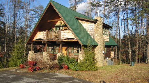 1358 Zachary Thomas Ln, Pigeon Forge, TN 37876