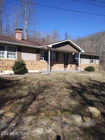 1359 Ditney Tr, Pioneer, TN 37847