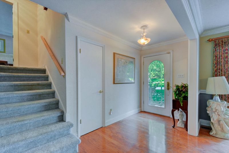 136 Balboa Cir, Oak Ridge, TN 37830