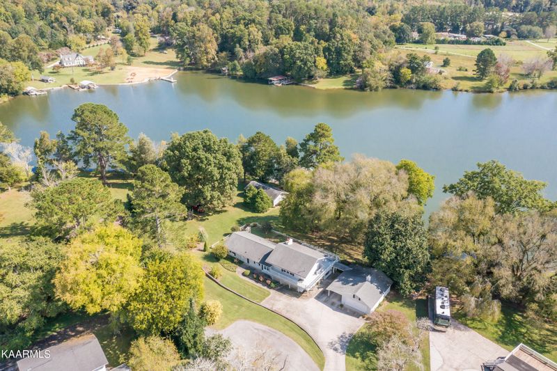 136 Bowsprit Ln, Kingston, TN 37763