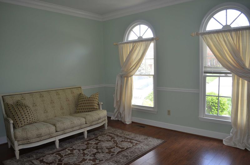 136 Capital Cir, Oak Ridge, TN 37830