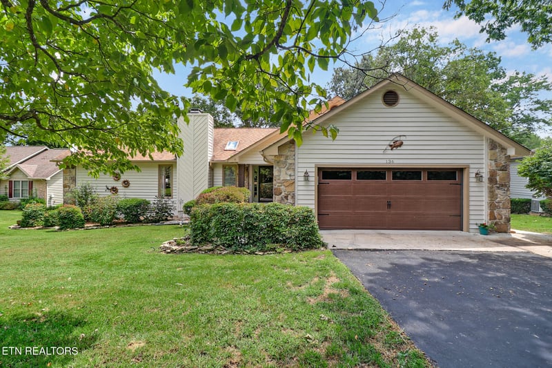 136 Dalefield Loop, Crossville, TN 38558