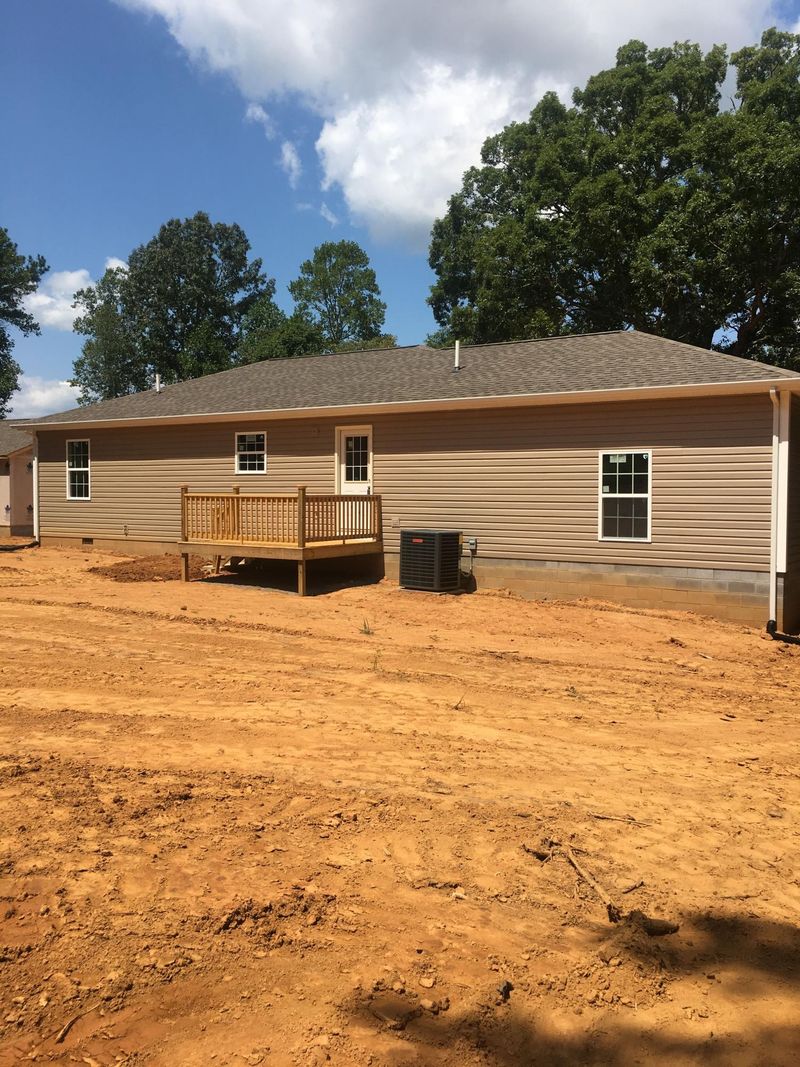136 Fairview Rd, Athens, TN 37303