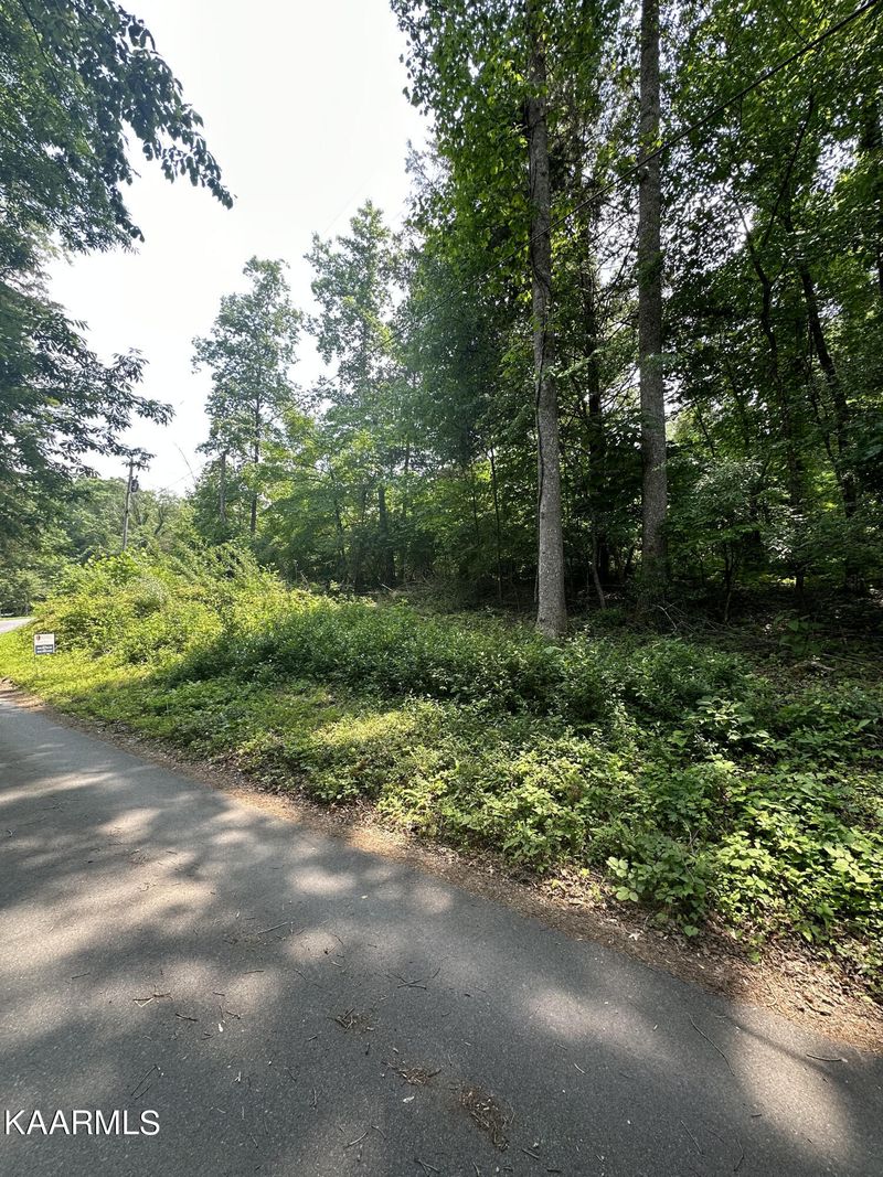 136 Northshore Dr, Andersonville, TN 37705