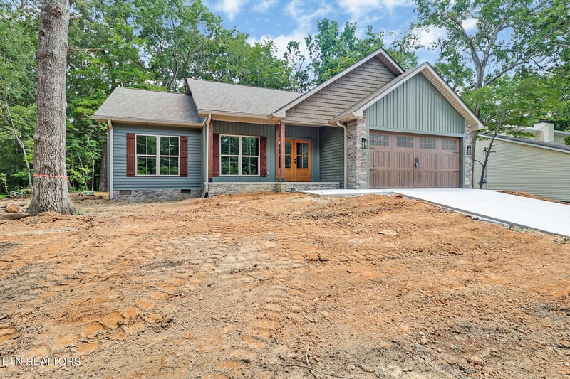 136 Pomeroy Dr, Fairfield Glade, TN 38558