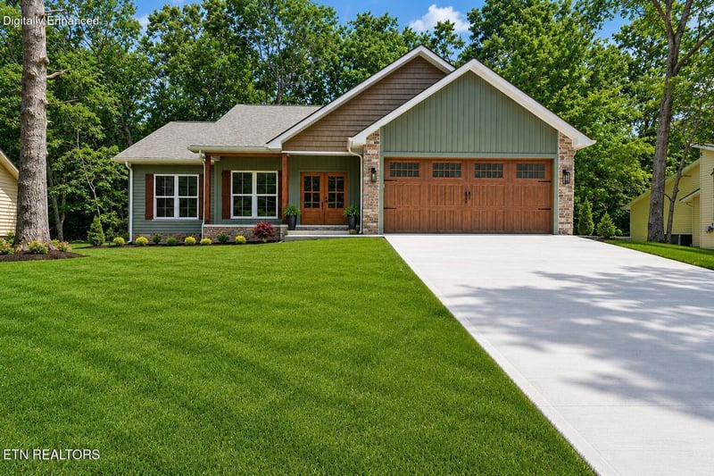 136 Pomeroy Dr, Fairfield Glade, TN 38558