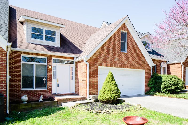 136 S Matlock Ave, Athens, TN 37303